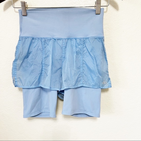 Alo Yoga SMALL High-Waist Circuit Short - Marina size XS - Picture 11 of 13